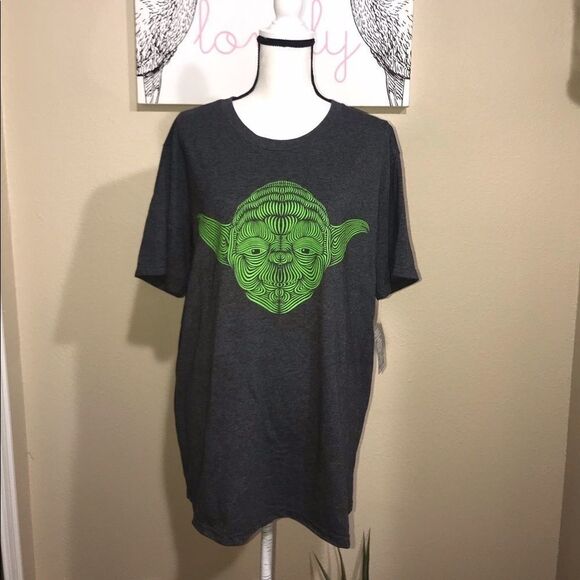 Disney Other - Men’s Yoda Short Sleeve Tee NWT